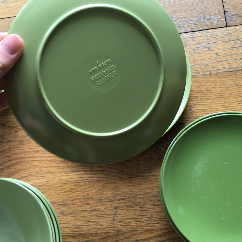 Dish set - Picture 4 of 6